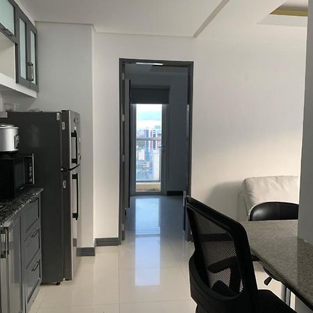 1 Bedroom With Balcony, Fully Furnished Overlooking Manila Bay At Birch Tower, Malate, Manilla Buitenkant foto
