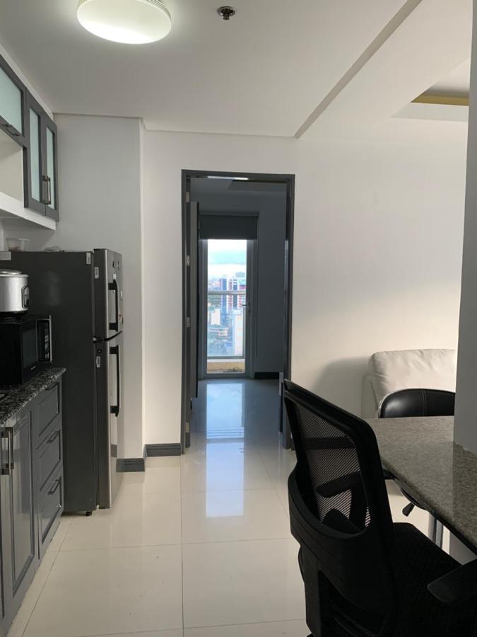1 Bedroom With Balcony, Fully Furnished Overlooking Manila Bay At Birch Tower, Malate, Manilla Buitenkant foto